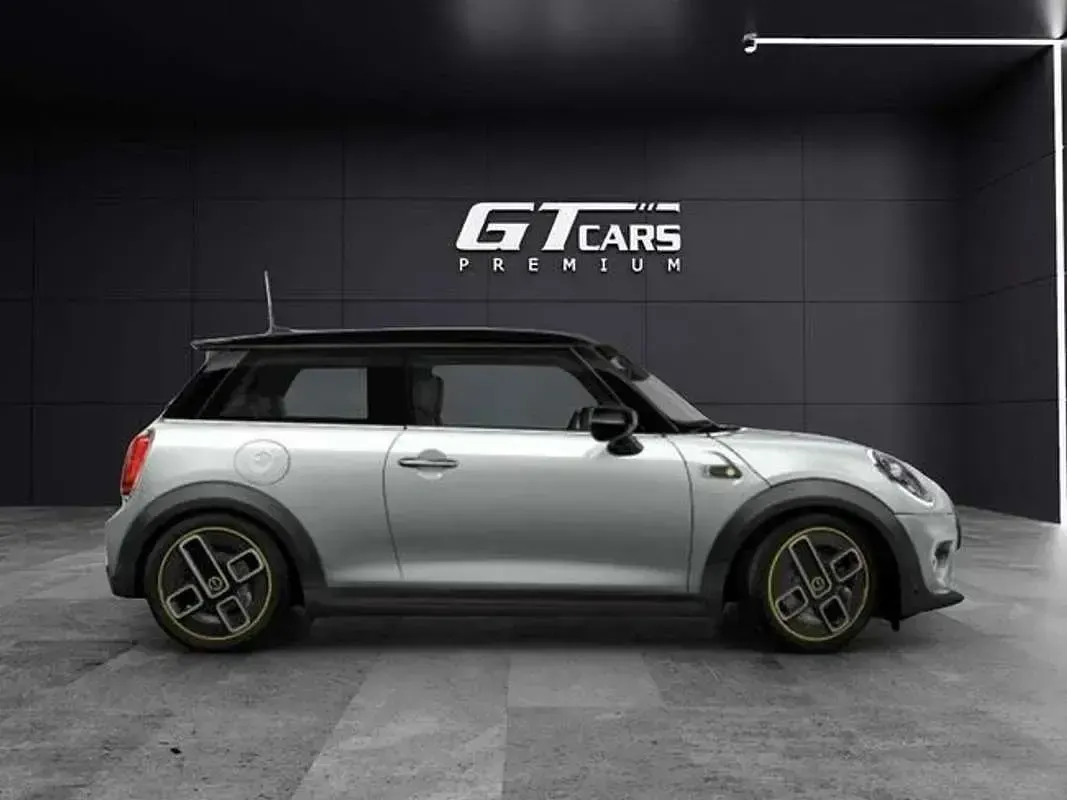 Usado Mini Cooper SE 135 kW (184 CV) 2020 Gris Utilitario