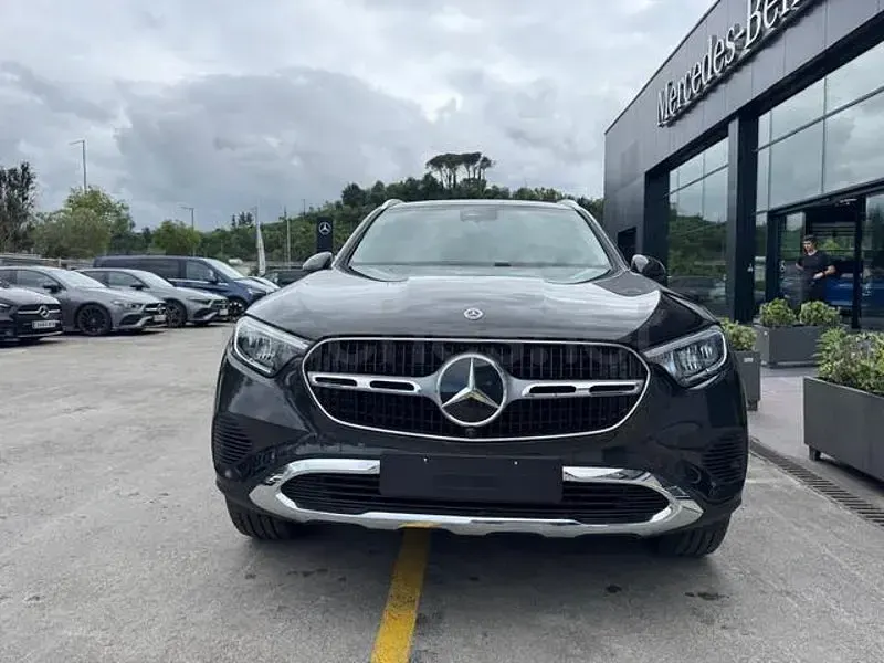 Nuevo Mercedes GLC300e 333 CV (244 kW) 2026 Gris / plata SUV