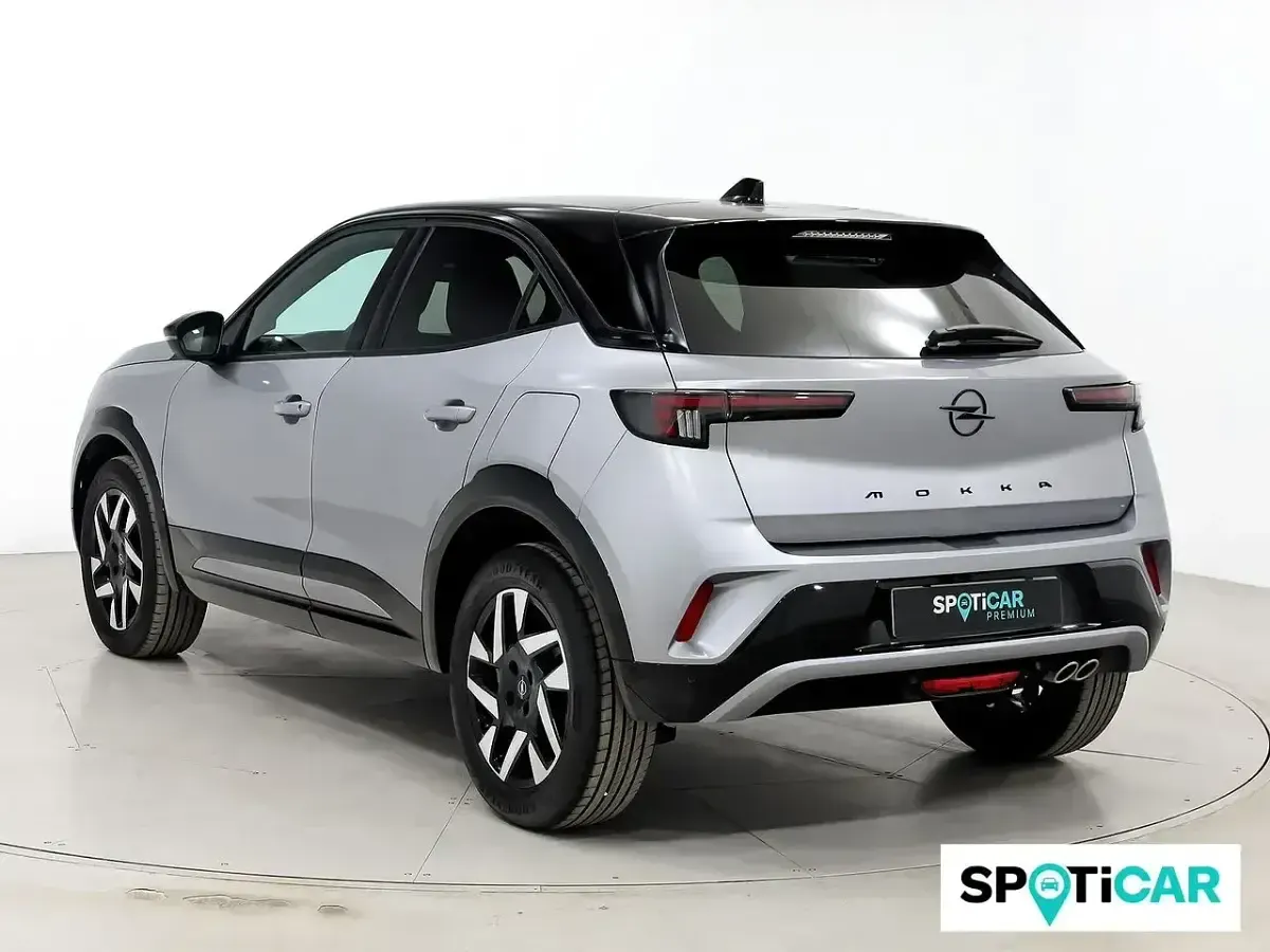 Usado Opel Mokka 136 CV (100 kW) 2025 Gris SUV