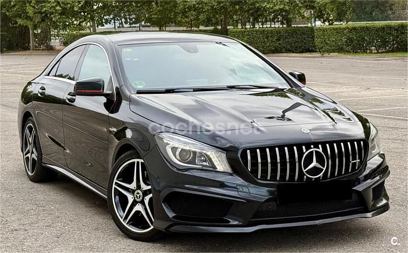 Negro Usado 2015 Mercedes CLA250 AMG line Berlina | 21.990 € (Buen precio) - Imagen 1/4