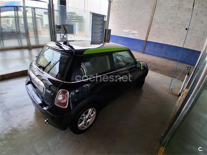 Usado Mini One D 90 CV (66 kW) 2013 Negro Utilitario