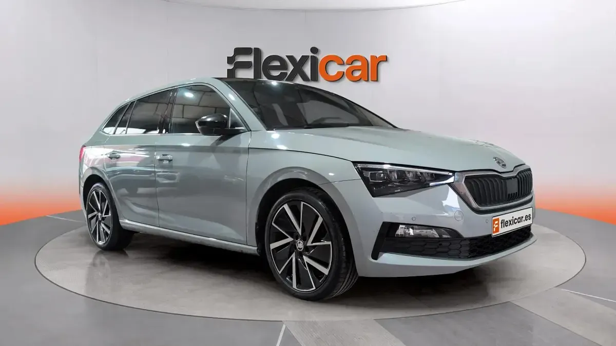 Usado Skoda 110 R Sport 150 CV (110 kW) 2021 Berlina