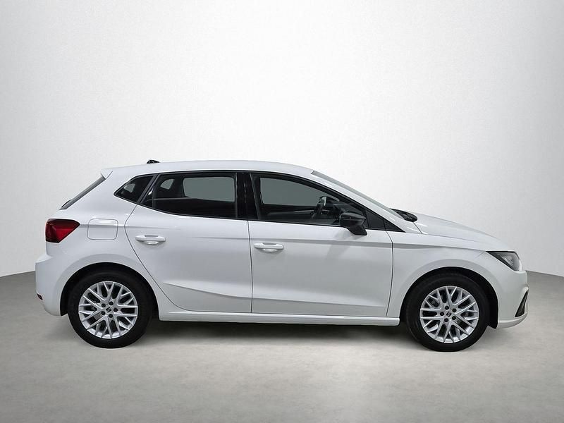 Usado Seat Ibiza FR 116 CV (85 kW) 2024 Blanco Utilitario