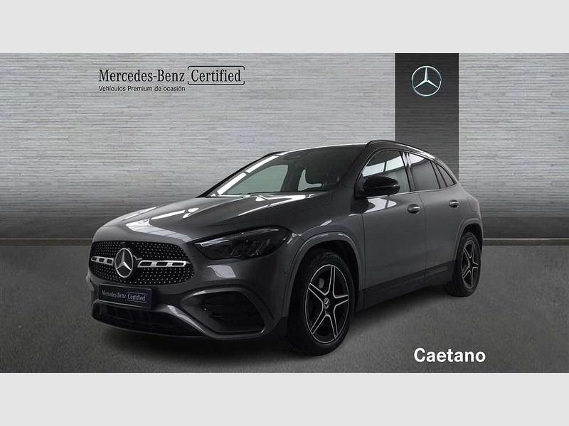 Usado Mercedes GLA200 150 CV (110 kW) 2024 Gris SUV