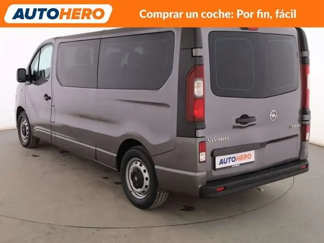 Usado Opel Vivaro S 125 CV (91 kW) 2016 Gris Monovolumen