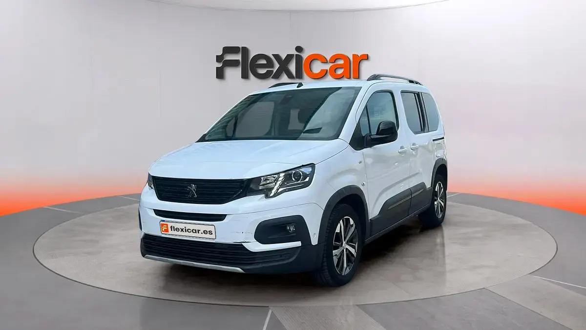 Usado Peugeot Rifter Allure 101 CV (74 kW) 2026 Blanco Monovolumen