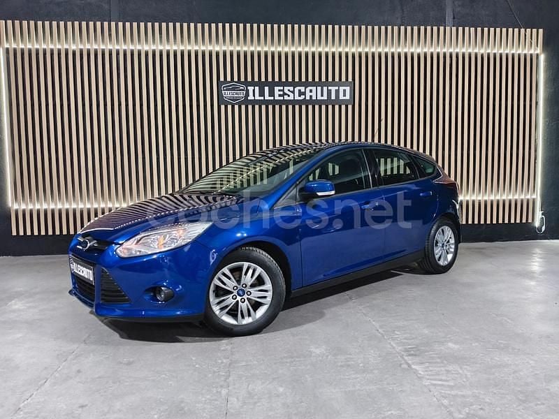Azul Usado 2014 Ford Focus Trend Berlina | 8990 € (Precio justo) - Imagen 1/4