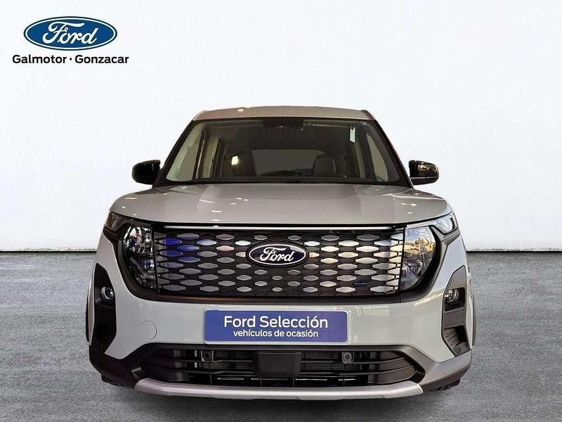 Usado Ford Tourneo Active 100 kW (136 CV) 2025 Gris Familiar