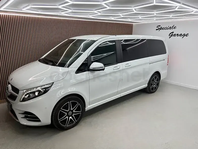 Usado Mercedes V300 Avantgarde 239 CV (175 kW) 2021 Blanco Monovolumen