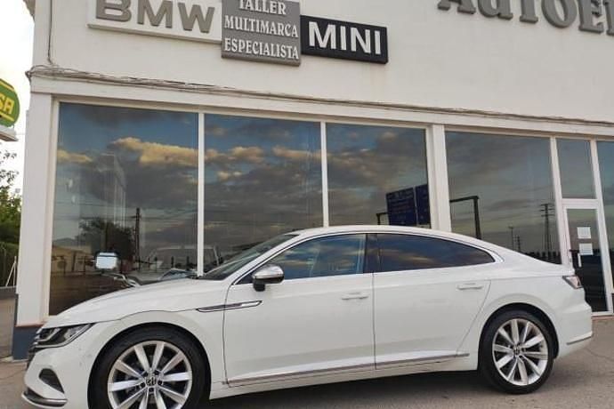 Usado VW Arteon R-line 150 CV (110 kW) 2021 Blanco Berlina