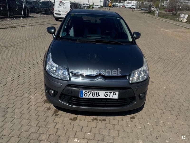 Usado Citroën C4 90 CV (66 kW) 2010 Gris / plata Berlina