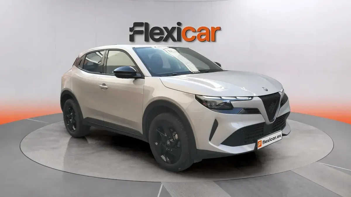 Usado Alfa Romeo Junior Edizione Speciale 145 CV (106 kW) 2025 SUV