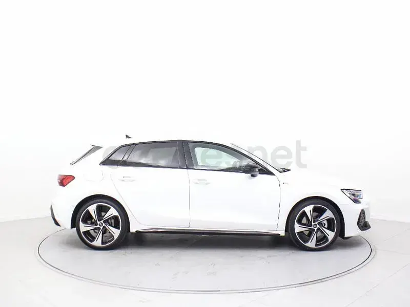 Nuevo Audi A3 150 CV (110 kW) 2026 Blanco Berlina
