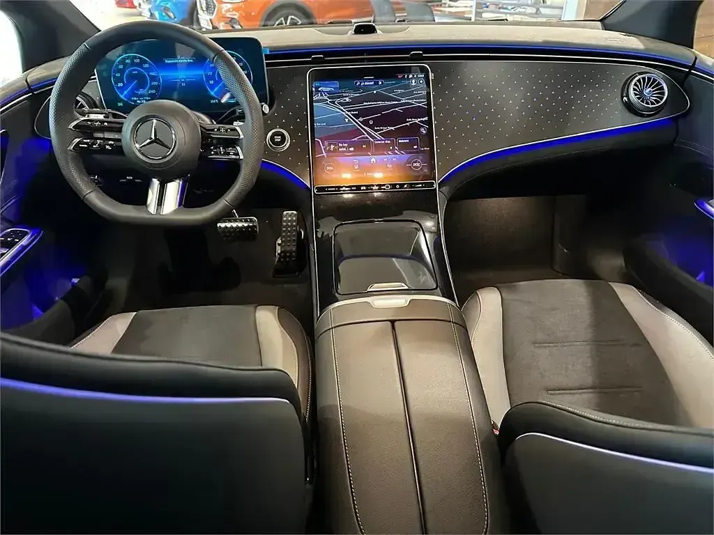 Neu Mercedes EQE350 AMG 235 kW (320 PS) 2026 Grau Limousine