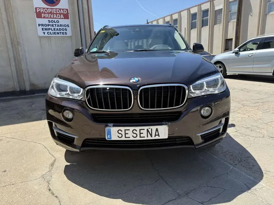 Usado BMW X5 Comfort Edition 258 CV (189 kW) 2016 Marrón SUV