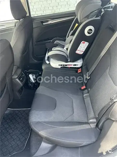 Usado Ford Mondeo Titanium 187 CV (137 kW) 2019 Blanco Berlina