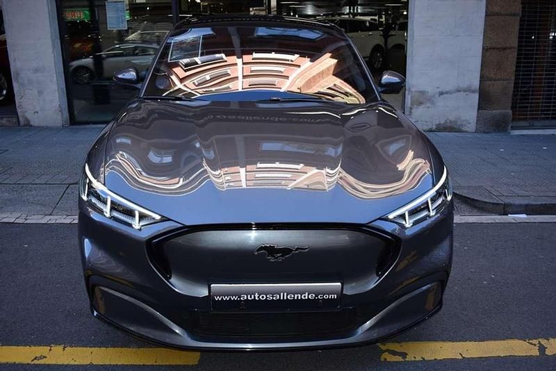 Usado Ford Mustang Mach-E 258 kW (351 CV) 2022 Gris SUV