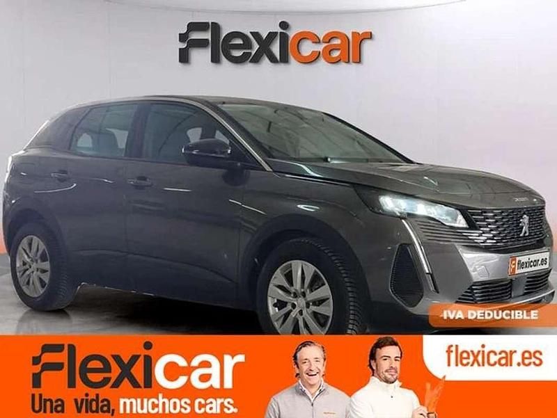 Usado Peugeot 3008 Active 131 CV (96 kW) 2022 Gris SUV