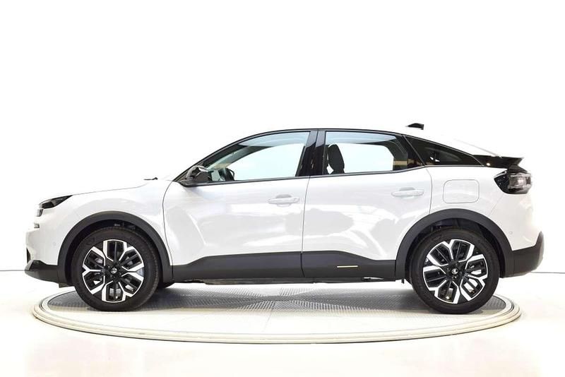 Usado Citroën C4 Business Class 145 CV (106 kW) 2025 Blanco SUV