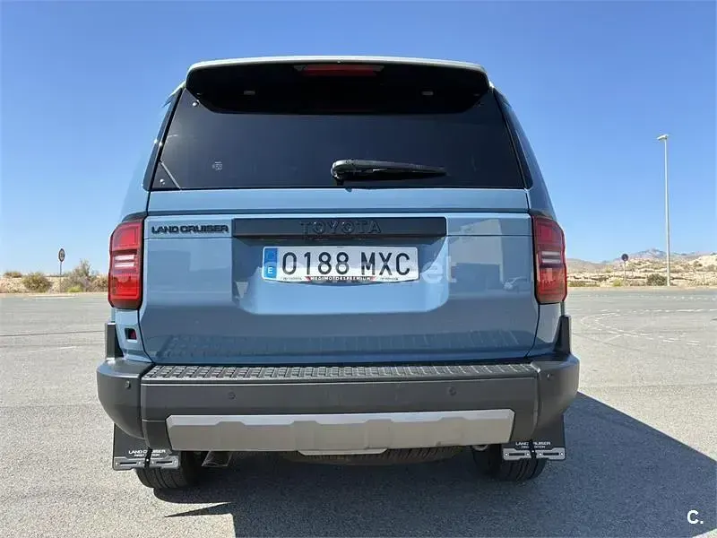 Usado Toyota Land Cruiser Edition 204 CV (150 kW) 2025 Azul SUV