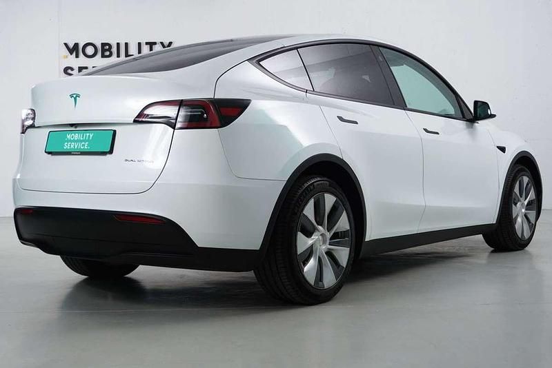 Usado Tesla Model Y 378 kW (514 CV) 2023 Eléctrico SUV