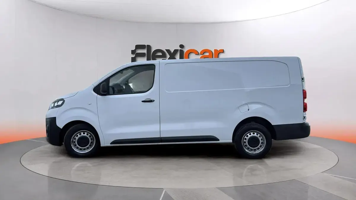 Usado Opel Vivaro-e Combi 102 CV (75 kW) 2023 Blanco Monovolumen