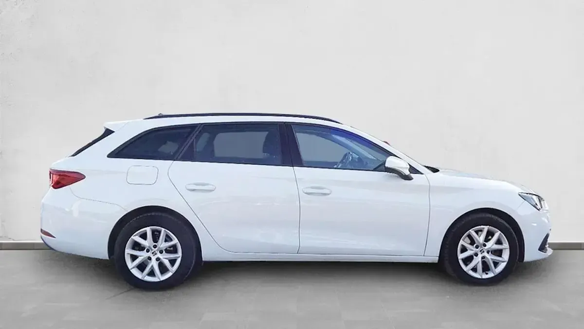 Usado Seat Leon ST Style 116 CV (85 kW) 2023 Familiar