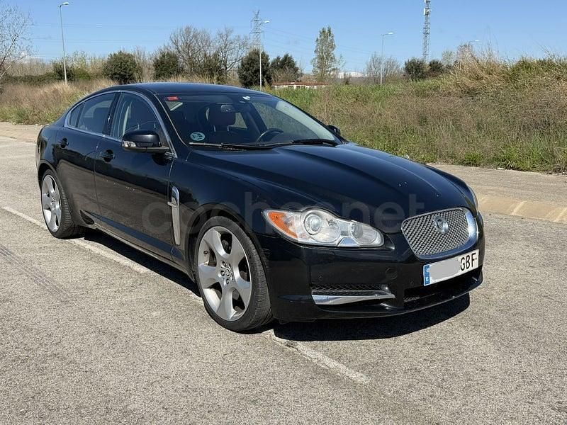 Usado Jaguar XF 416 CV (305 kW) 2008 Negro Berlina