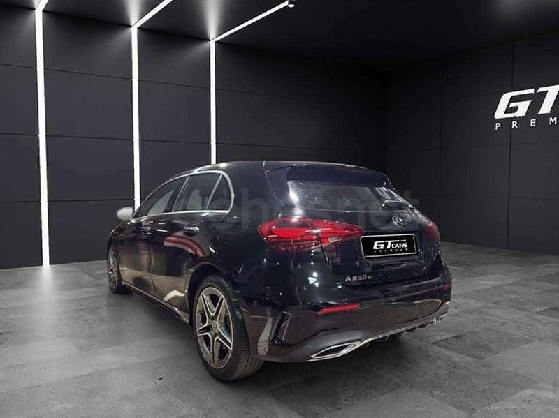 Usado Mercedes A250 AMG 218 CV (160 kW) 2023 Negro Berlina