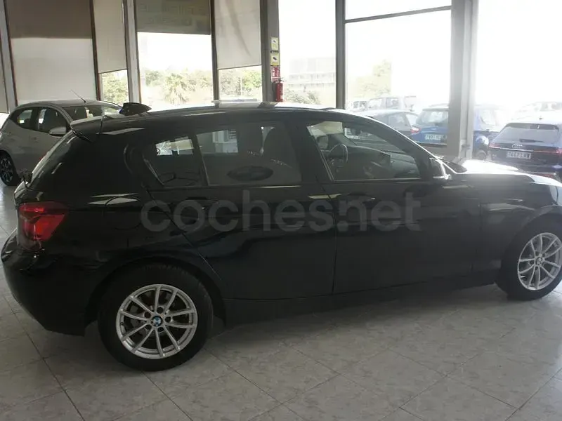Usado BMW 116 Sport Line 116 CV (85 kW) 2015 Negro Utilitario