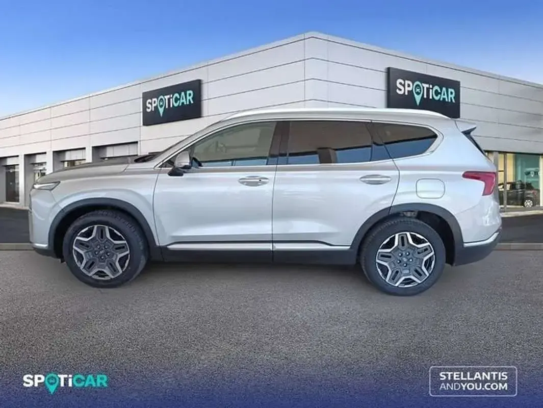 Usado Hyundai Santa Fe 185 CV (136 kW) 2023 Gris SUV