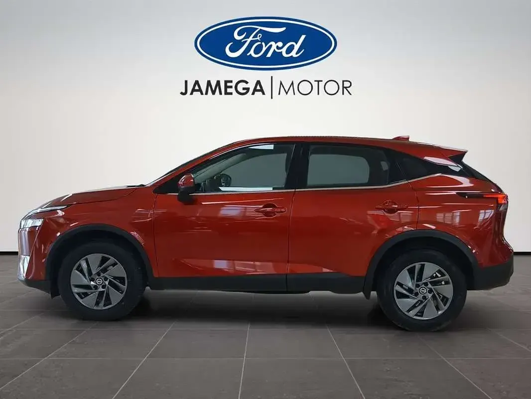 Usado Nissan Qashqai Acenta 139 CV (102 kW) 2022 Rojo SUV