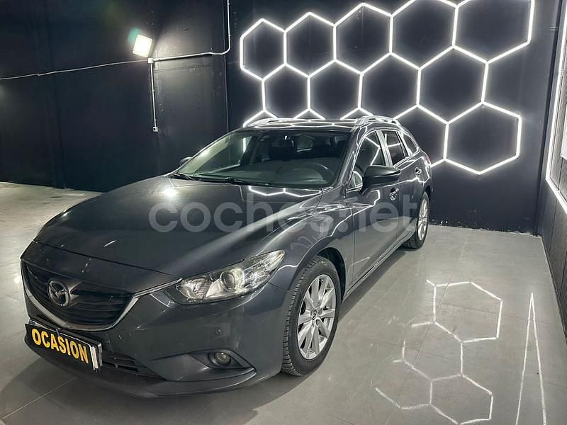 Usado Mazda 6 Luxury 150 CV (110 kW) 2014 Gris / plata Familiar