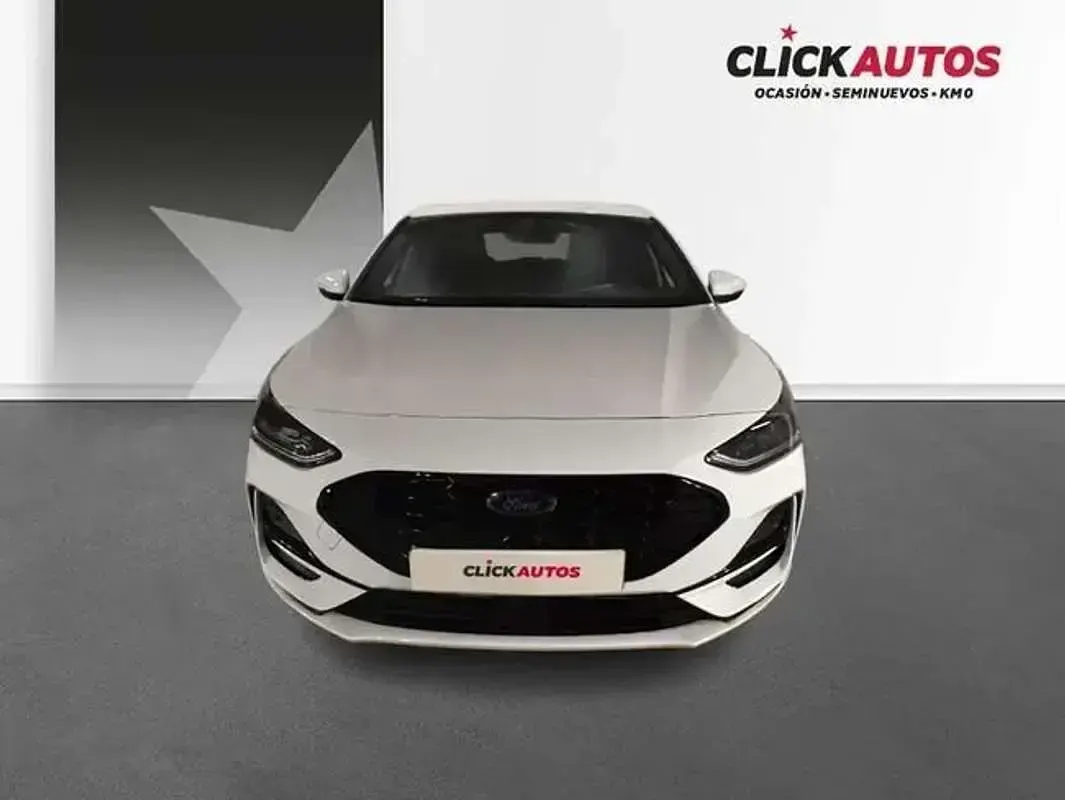 Usado Ford Focus ST-Line X 126 CV (92 kW) 2025 Blanco Utilitario