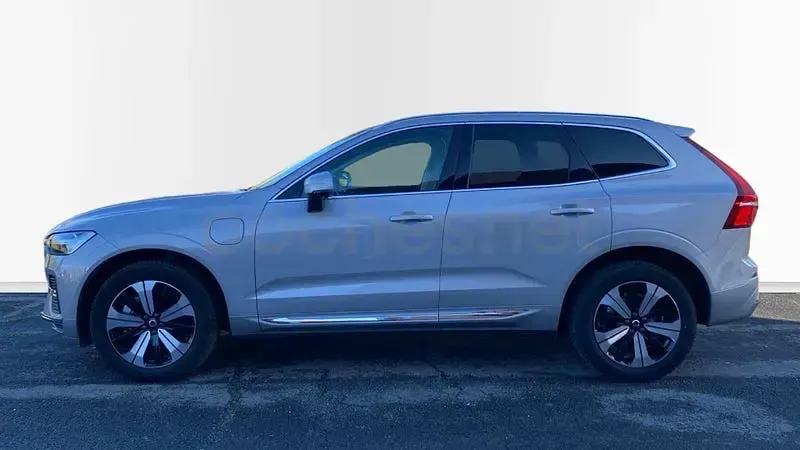 Usado Volvo XC60 Ultimate 351 CV (258 kW) 2023 Plateado SUV