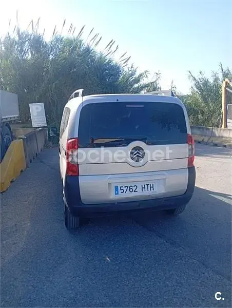 Usado Citroën Nemo XTR 75 CV (55 kW) 2013 Gris / plata Monovolumen