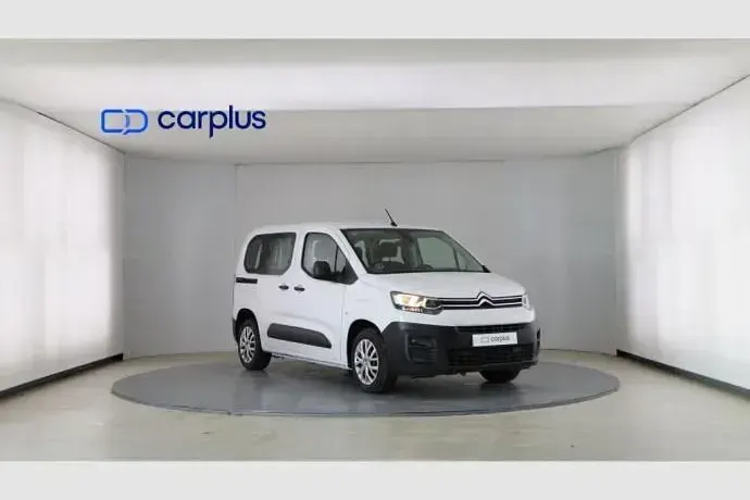 Usado Citroën Berlingo Live 102 CV (75 kW) 2022 Blanco banquise sólido Monovolumen