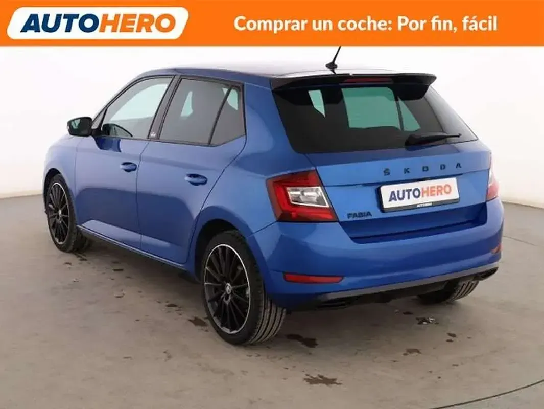 Usado Skoda Fabia 95 CV (69 kW) 2021 Azul Utilitario