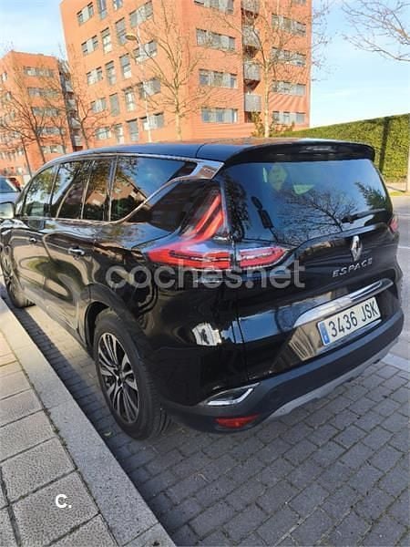 Usado Renault Espace Initiale 160 CV (117 kW) 2016 Negro Monovolumen