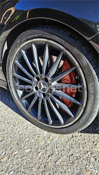 Usado Mercedes CLA45 AMG Shooting Brake 381 CV (280 kW) 2017 Negro Familiar