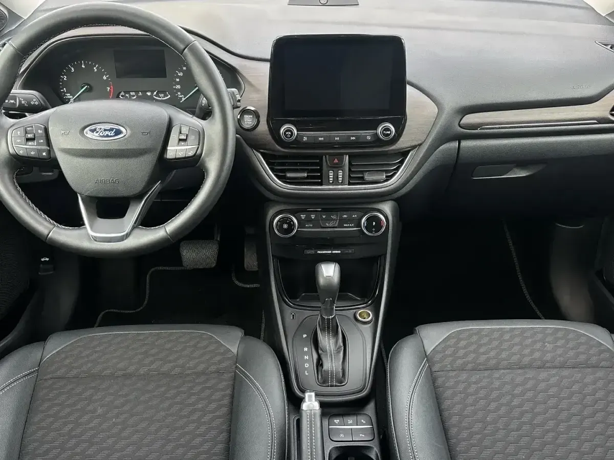 Usado Ford Puma Titanium X 155 CV (114 kW) 2023 Gris SUV