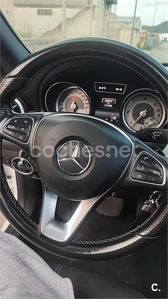Usado Mercedes CLA200 Shooting Brake AMG line 136 CV (100 kW) 2015 Blanco Familiar