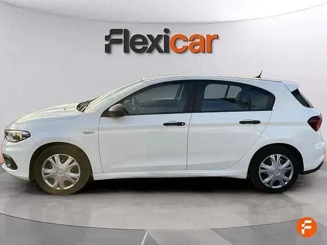 Usado Fiat Tipo Lounge 120 CV (88 kW) 2018 Blanco Berlina