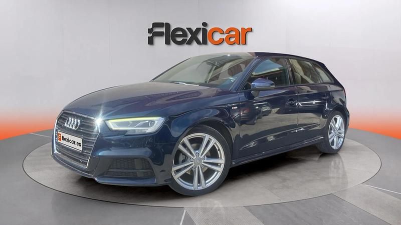Usado Audi A3 S-Line 116 CV (85 kW) 2019 Violeta Berlina