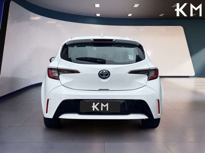 Usado Toyota Corolla Active 122 CV (89 kW) 2020 Blanco Utilitario