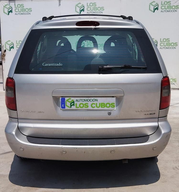 Usado Chrysler Voyager 140 CV (102 kW) 2002 Gray Monovolumen