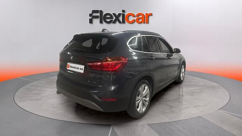 Usado BMW X1 140 CV (102 kW) 2018 Gris SUV