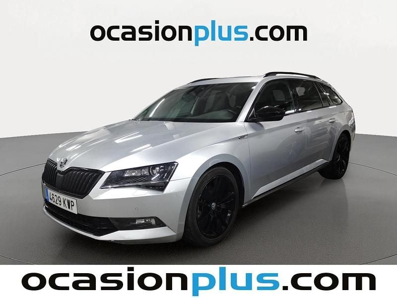 Gris plata Usado 2019 Skoda Superb SportLine Familiar | 15.900 € (Super precio) - Imagen 1/4