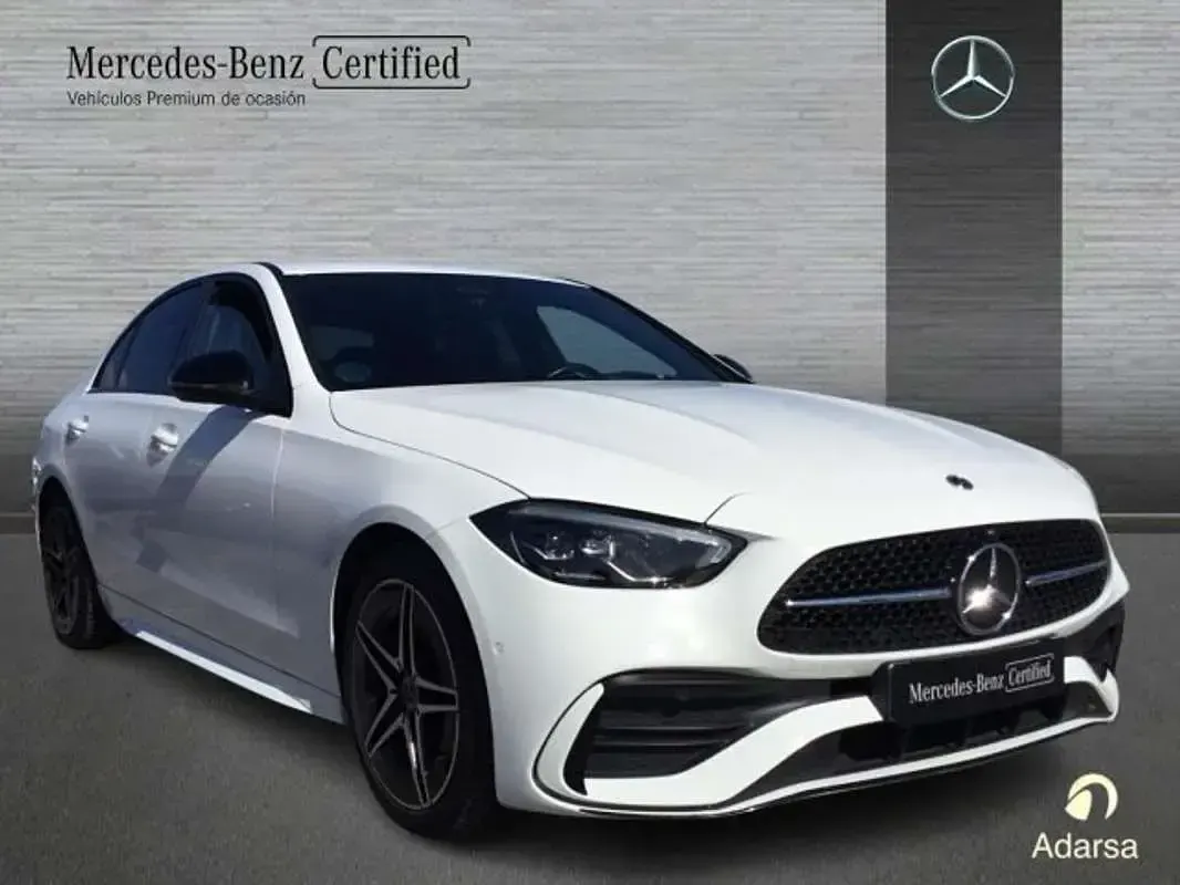 Usado Mercedes C220 AMG line 200 CV (147 kW) 2022 Utilitario