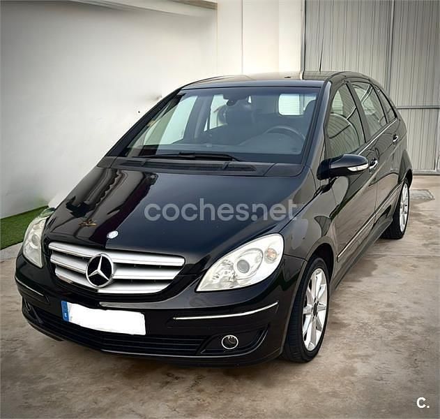 Negro Usado 2008 Mercedes B180 Monovolumen | 4200 € (Buen precio) - Imagen 1/4